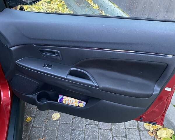 Мицубиси АСХ 2013 в Яворове на Automoto.ua Красный Мицубиси АСХ, объемом двигателя 1.83 л и пробегом 63 тыс. км за 12300 $, фото 11 на Automoto.ua