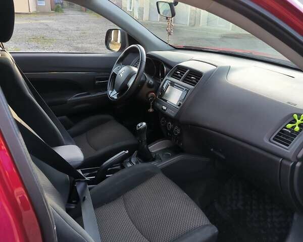 Красный Мицубиси АСХ, объемом двигателя 1.59 л и пробегом 50 тыс. км за 17200 $, фото 17 на Automoto.ua