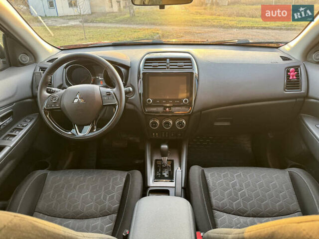 Красный Мицубиси АСХ, объемом двигателя 2 л и пробегом 57 тыс. км за 16500 $, фото 13 на Automoto.ua