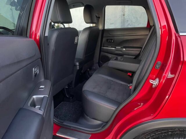 Красный Мицубиси АСХ, объемом двигателя 1.6 л и пробегом 37 тыс. км за 18000 $, фото 12 на Automoto.ua