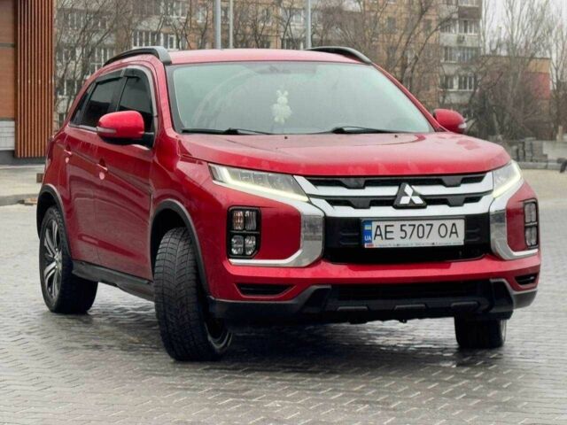 Красный Мицубиси АСХ, объемом двигателя 2 л и пробегом 50 тыс. км за 16500 $, фото 2 на Automoto.ua