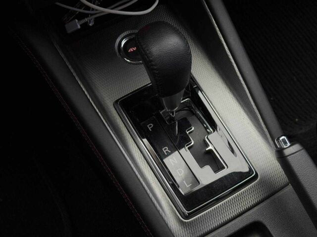 Красный Мицубиси АСХ, объемом двигателя 2 л и пробегом 50 тыс. км за 16500 $, фото 10 на Automoto.ua