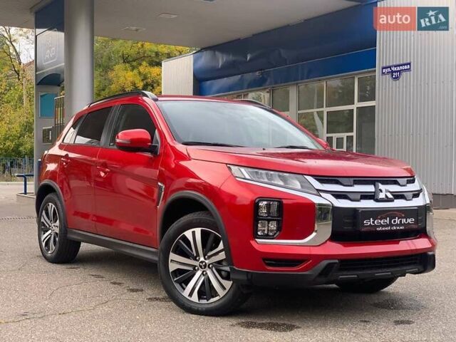 Красный Мицубиси АСХ, объемом двигателя 2 л и пробегом 24 тыс. км за 23499 $, фото 2 на Automoto.ua