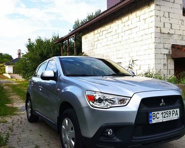 Мицубиси АСХ, объемом двигателя 1.59 л и пробегом 139 тыс. км за 10500 $, фото 4 на Automoto.ua