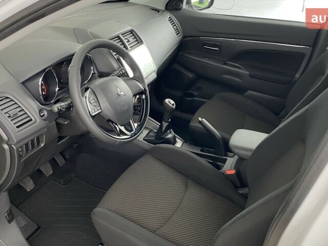 купить новое авто Мицубиси АСХ 2024 года от официального дилера Автоцентр AUTO.RIA Мицубиси фото