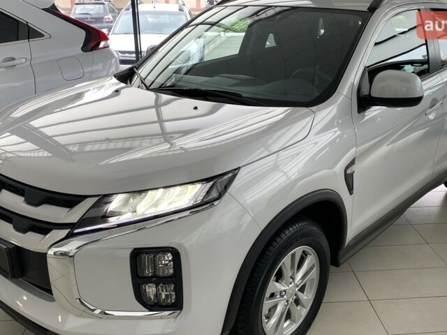 купить новое авто Мицубиси АСХ 2024 года от официального дилера Автоцентр AUTO.RIA Мицубиси фото
