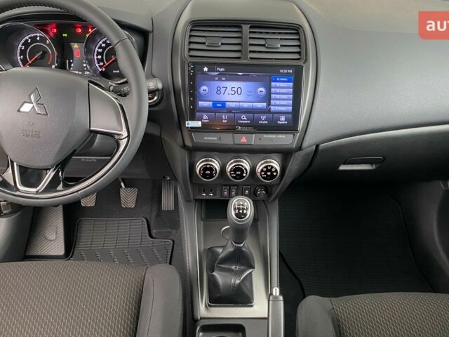 купить новое авто Мицубиси АСХ 2024 года от официального дилера Автоцентр AUTO.RIA Мицубиси фото