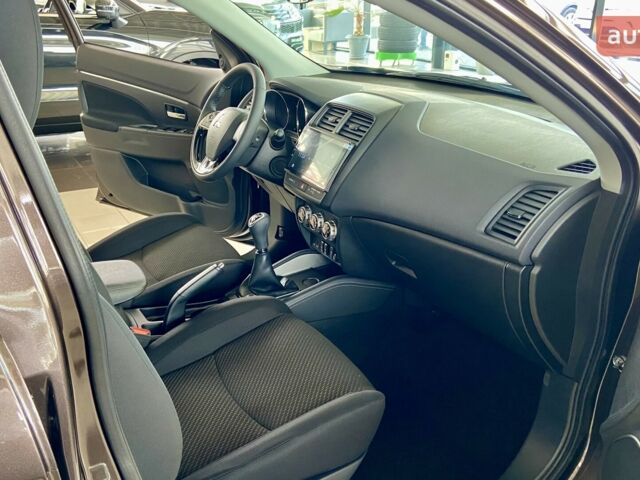 купить новое авто Мицубиси АСХ 2024 года от официального дилера ТОВ «АВТОМИР-ВІННИЦЯ» Мицубиси фото