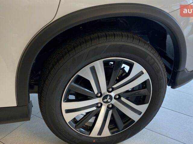 купить новое авто Мицубиси АСХ 2024 года от официального дилера Автоцентр AUTO.RIA Мицубиси фото
