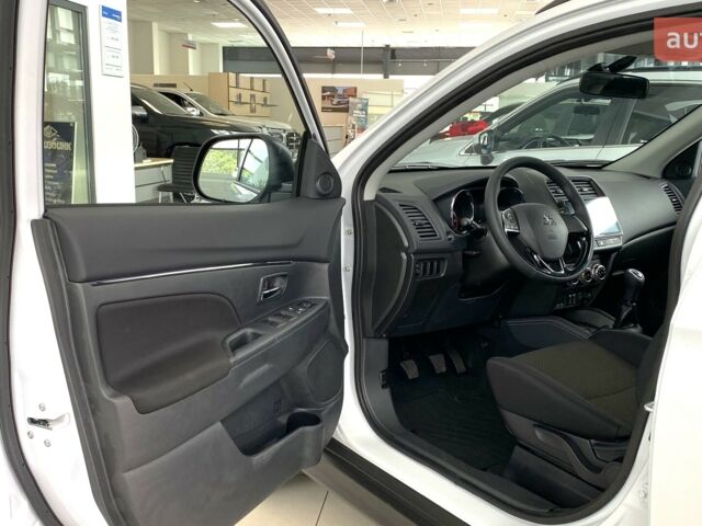 купить новое авто Мицубиси АСХ 2024 года от официального дилера Автоцентр AUTO.RIA Мицубиси фото