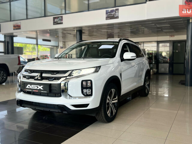 купить новое авто Мицубиси АСХ 2024 года от официального дилера Автомир Мицубиси фото