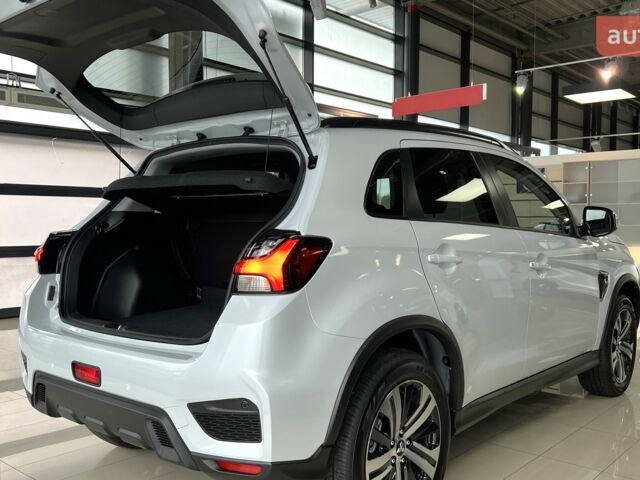 купить новое авто Мицубиси АСХ 2024 года от официального дилера Автоцентр AUTO.RIA Мицубиси фото