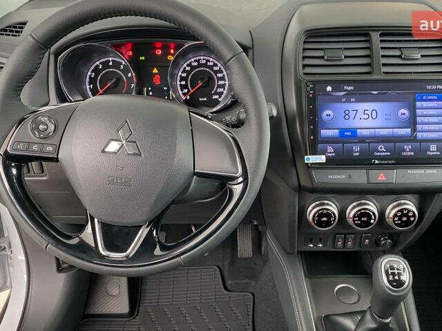 купить новое авто Мицубиси АСХ 2024 года от официального дилера Автоцентр AUTO.RIA Мицубиси фото