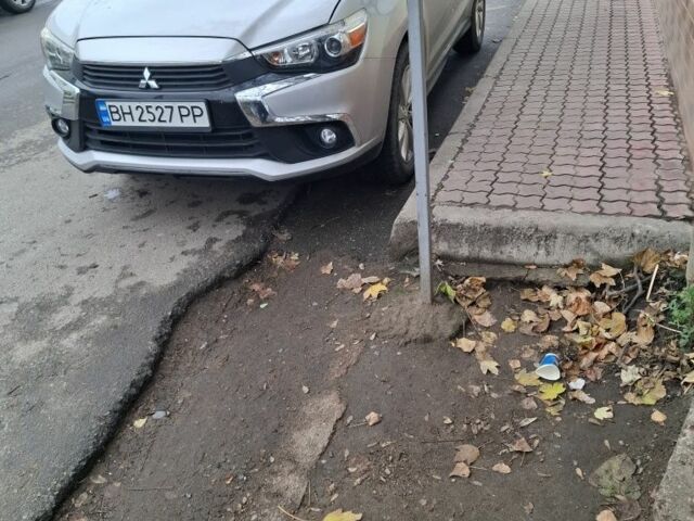 Сірий Міцубісі АСХ, об'ємом двигуна 2 л та пробігом 86 тис. км за 10500 $, фото 1 на Automoto.ua