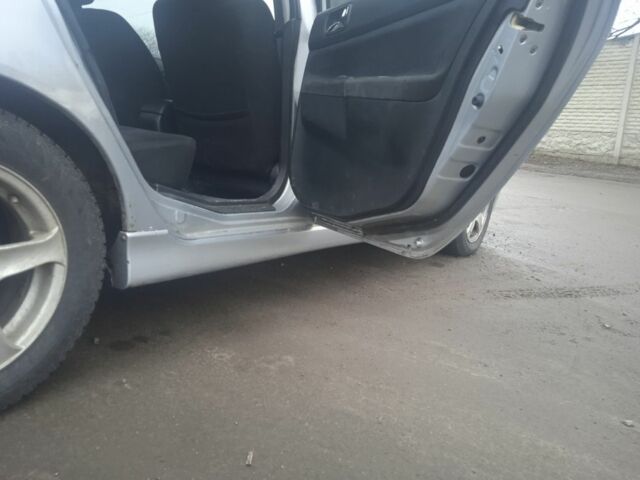 Серый Мицубиси АСХ, объемом двигателя 2 л и пробегом 222 тыс. км за 2850 $, фото 6 на Automoto.ua