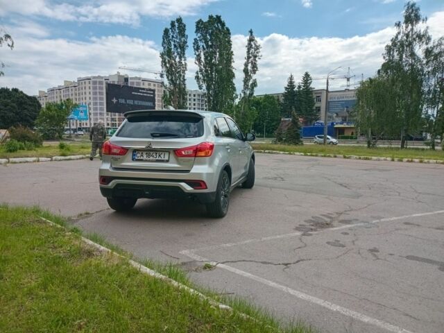 Серый Мицубиси АСХ, объемом двигателя 2 л и пробегом 47 тыс. км за 14500 $, фото 3 на Automoto.ua