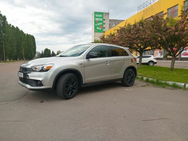 Серый Мицубиси АСХ, объемом двигателя 2 л и пробегом 47 тыс. км за 14500 $, фото 4 на Automoto.ua