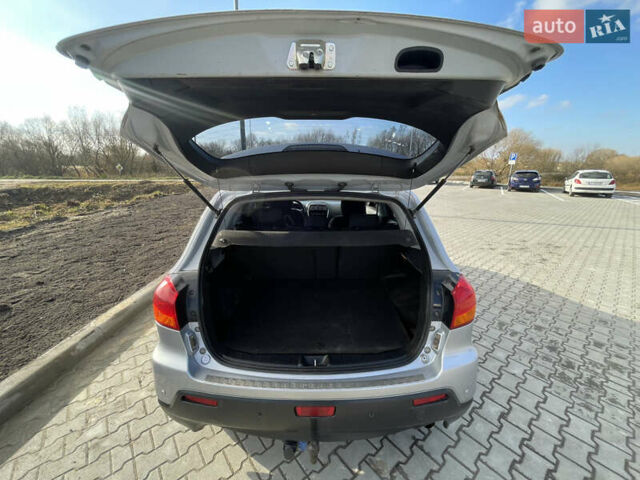 Серый Мицубиси АСХ, объемом двигателя 1.59 л и пробегом 169 тыс. км за 9500 $, фото 19 на Automoto.ua