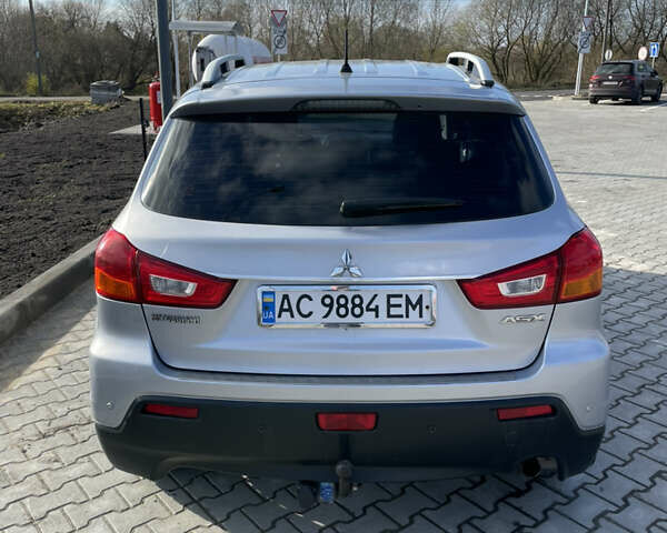 Серый Мицубиси АСХ, объемом двигателя 1.59 л и пробегом 169 тыс. км за 9500 $, фото 4 на Automoto.ua