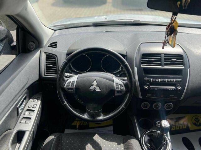 Сірий Міцубісі АСХ, об'ємом двигуна 1.8 л та пробігом 183 тис. км за 10500 $, фото 13 на Automoto.ua