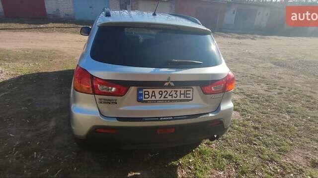 Серый Мицубиси АСХ, объемом двигателя 1.8 л и пробегом 280 тыс. км за 8900 $, фото 7 на Automoto.ua