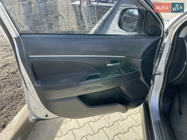 Серый Мицубиси АСХ, объемом двигателя 1.59 л и пробегом 169 тыс. км за 9500 $, фото 11 на Automoto.ua