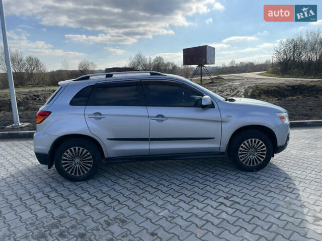 Серый Мицубиси АСХ, объемом двигателя 1.59 л и пробегом 169 тыс. км за 9500 $, фото 1 на Automoto.ua