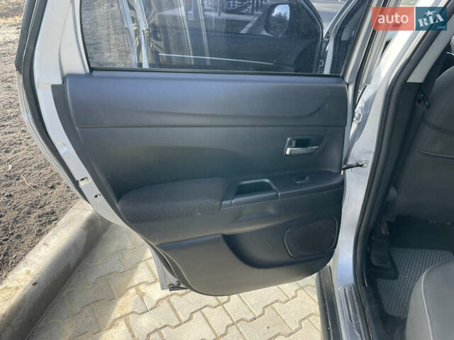 Серый Мицубиси АСХ, объемом двигателя 1.59 л и пробегом 169 тыс. км за 9500 $, фото 12 на Automoto.ua