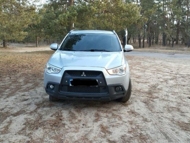 Серый Мицубиси АСХ, объемом двигателя 1.8 л и пробегом 199 тыс. км за 10500 $, фото 1 на Automoto.ua