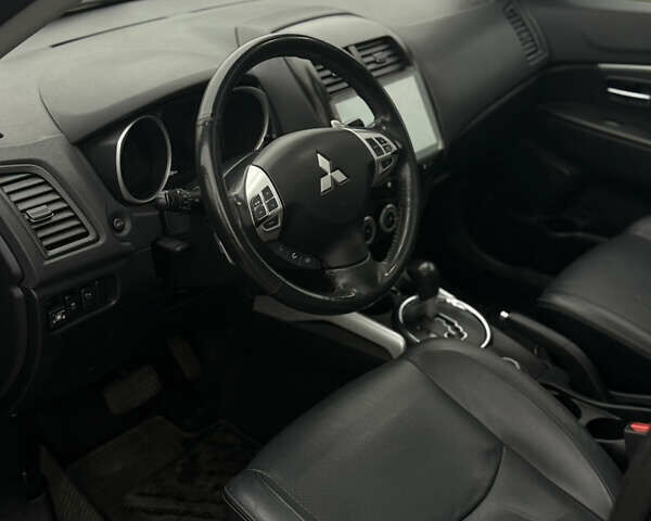 Сірий Міцубісі АСХ, об'ємом двигуна 2 л та пробігом 180 тис. км за 10500 $, фото 12 на Automoto.ua