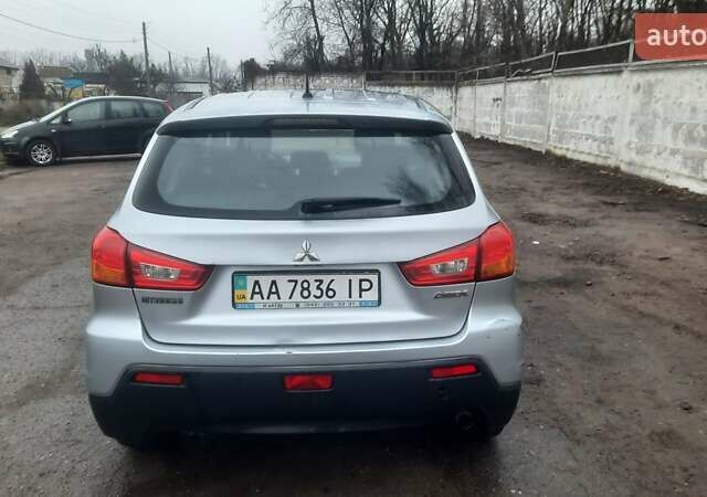 Серый Мицубиси АСХ, объемом двигателя 1.6 л и пробегом 214 тыс. км за 7700 $, фото 6 на Automoto.ua
