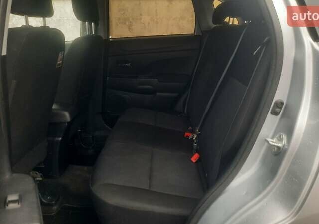 Серый Мицубиси АСХ, объемом двигателя 1.6 л и пробегом 214 тыс. км за 7700 $, фото 11 на Automoto.ua