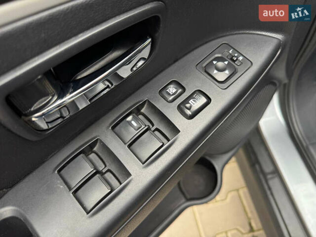 Серый Мицубиси АСХ, объемом двигателя 1.59 л и пробегом 120 тыс. км за 7900 $, фото 17 на Automoto.ua