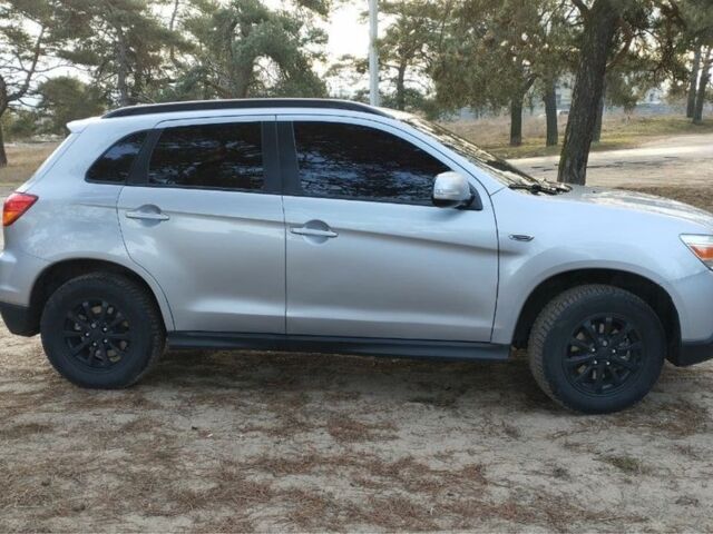 Серый Мицубиси АСХ, объемом двигателя 1.8 л и пробегом 199 тыс. км за 10500 $, фото 2 на Automoto.ua