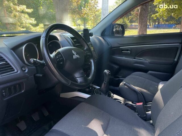 Сірий Міцубісі АСХ, об'ємом двигуна 1.6 л та пробігом 160 тис. км за 8990 $, фото 17 на Automoto.ua