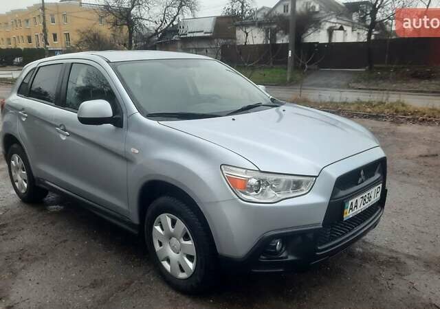 Серый Мицубиси АСХ, объемом двигателя 1.6 л и пробегом 214 тыс. км за 7700 $, фото 9 на Automoto.ua