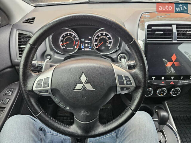 Мицубиси АСХ 2012 в Киеве на Automoto.ua Серый Мицубиси АСХ, объемом двигателя 2 л и пробегом 160 тыс. км за 10000 $, фото 14 на Automoto.ua