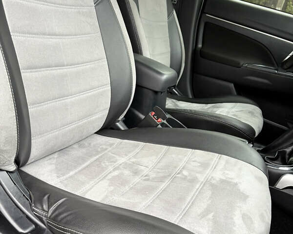 Серый Мицубиси АСХ, объемом двигателя 1.59 л и пробегом 149 тыс. км за 9200 $, фото 21 на Automoto.ua