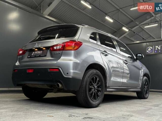 Серый Мицубиси АСХ, объемом двигателя 2 л и пробегом 261 тыс. км за 10000 $, фото 13 на Automoto.ua