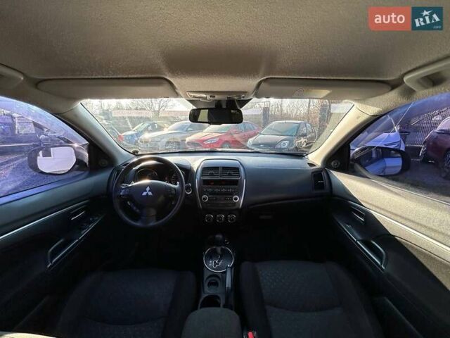Серый Мицубиси АСХ, объемом двигателя 1.8 л и пробегом 279 тыс. км за 9700 $, фото 31 на Automoto.ua