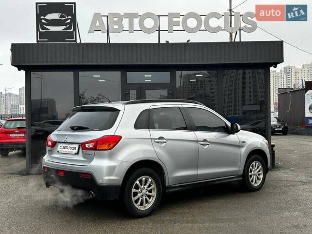 Сірий Міцубісі АСХ, об'ємом двигуна 2 л та пробігом 142 тис. км за 10990 $, фото 6 на Automoto.ua