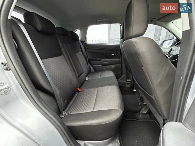 Сірий Міцубісі АСХ, об'ємом двигуна 2 л та пробігом 142 тис. км за 10990 $, фото 11 на Automoto.ua