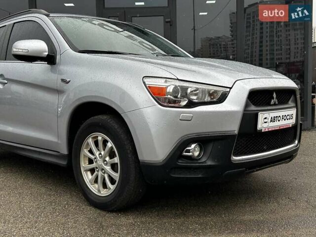 Сірий Міцубісі АСХ, об'ємом двигуна 2 л та пробігом 142 тис. км за 10990 $, фото 2 на Automoto.ua