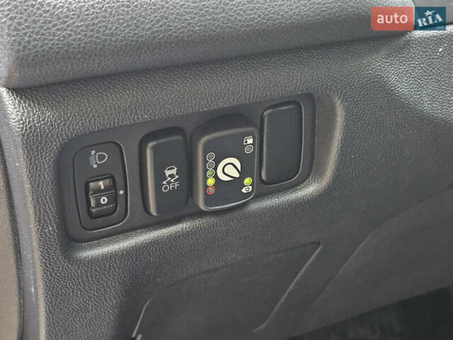 Мицубиси АСХ 2012 в Киеве на Automoto.ua Серый Мицубиси АСХ, объемом двигателя 2 л и пробегом 160 тыс. км за 10000 $, фото 13 на Automoto.ua