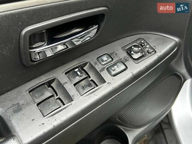 Сірий Міцубісі АСХ, об'ємом двигуна 2 л та пробігом 142 тис. км за 10990 $, фото 8 на Automoto.ua