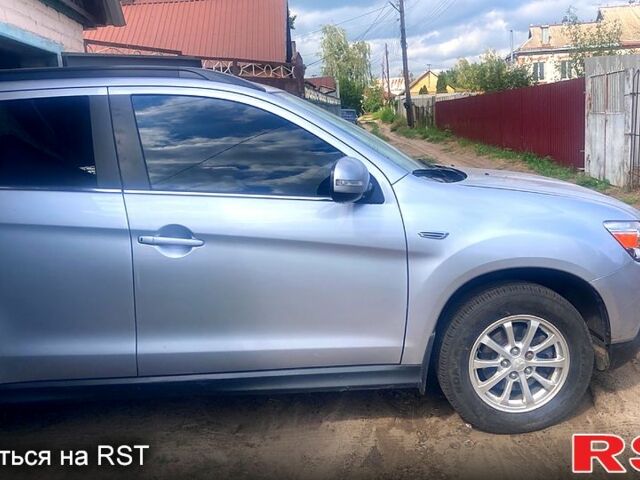 Серый Мицубиси АСХ, объемом двигателя 2 л и пробегом 155 тыс. км за 12000 $, фото 3 на Automoto.ua