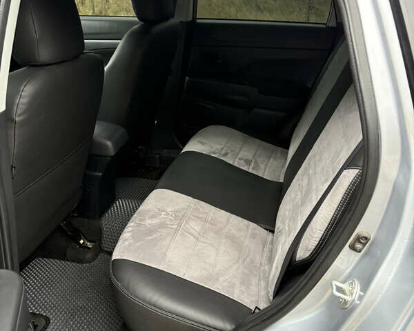 Серый Мицубиси АСХ, объемом двигателя 1.59 л и пробегом 149 тыс. км за 9200 $, фото 13 на Automoto.ua