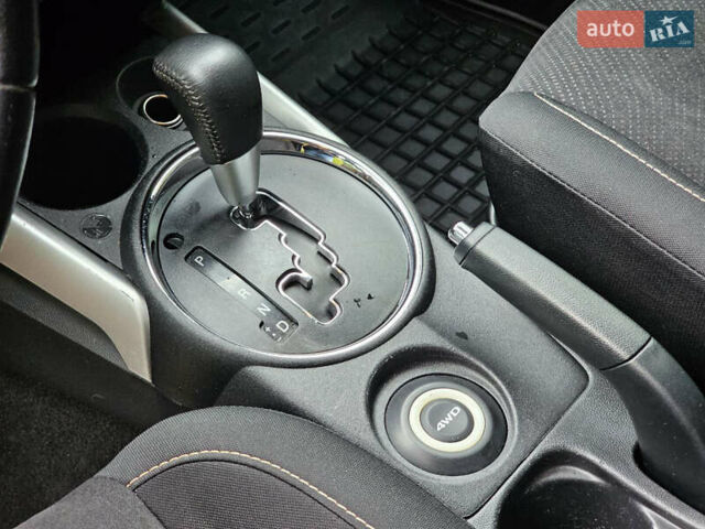 Мицубиси АСХ 2012 в Киеве на Automoto.ua Серый Мицубиси АСХ, объемом двигателя 2 л и пробегом 160 тыс. км за 10000 $, фото 20 на Automoto.ua