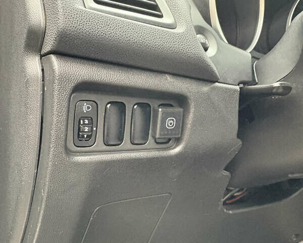 Сірий Міцубісі АСХ, об'ємом двигуна 1.59 л та пробігом 149 тис. км за 9700 $, фото 25 на Automoto.ua