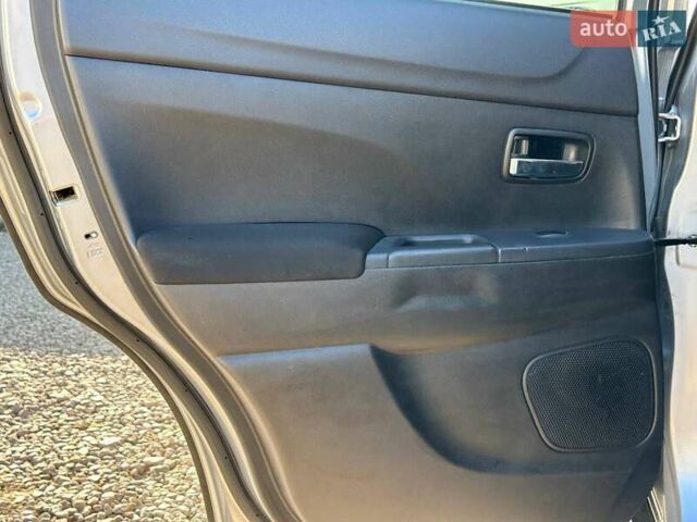 Серый Мицубиси АСХ, объемом двигателя 1.8 л и пробегом 279 тыс. км за 9700 $, фото 27 на Automoto.ua